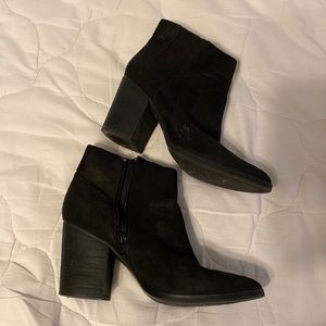 Madden Girl Black booties